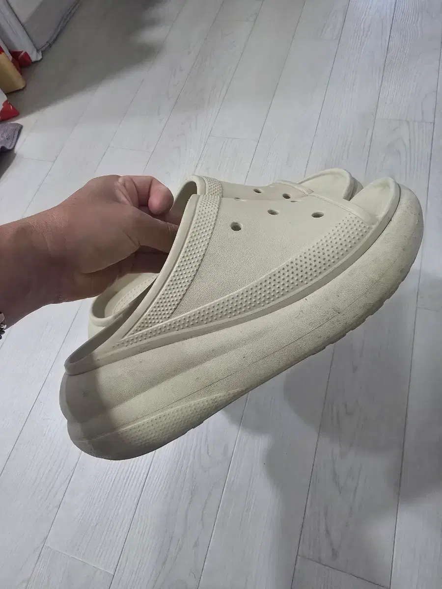 thumbnail-5